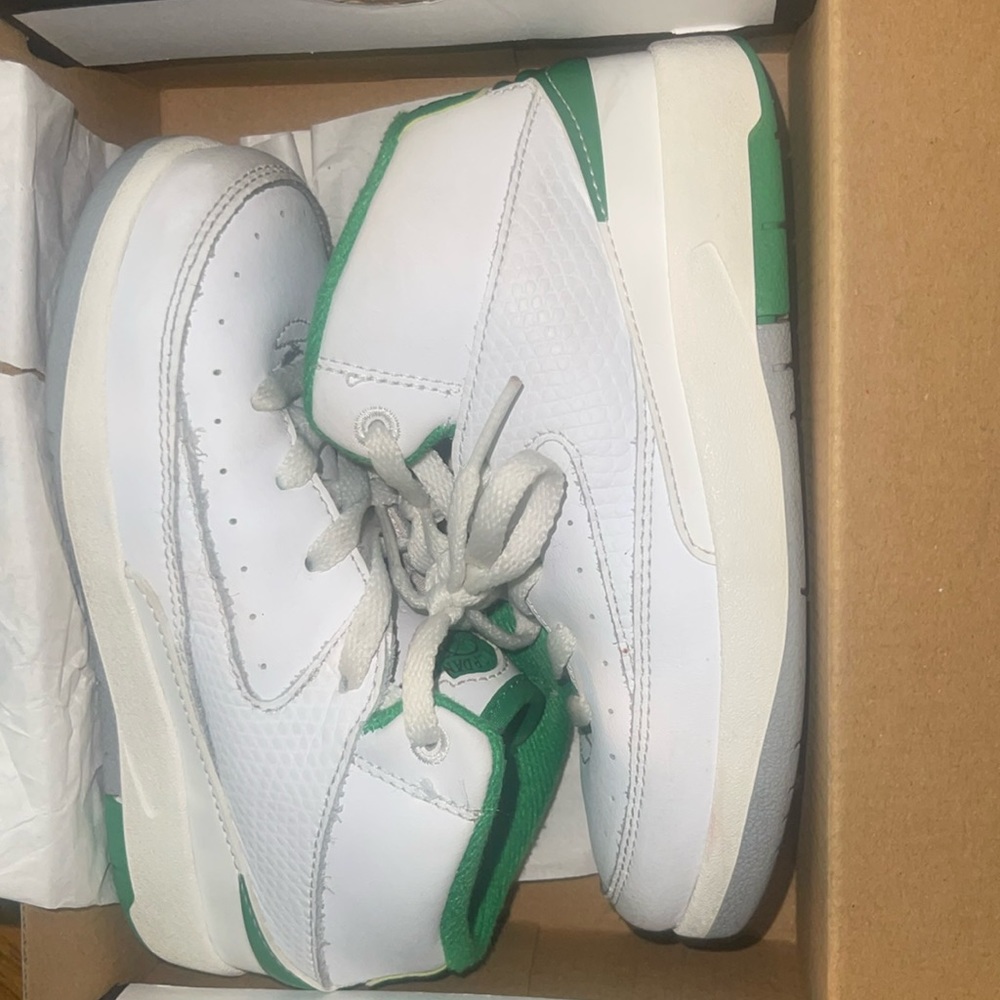 Jordan 2s green and white unisex